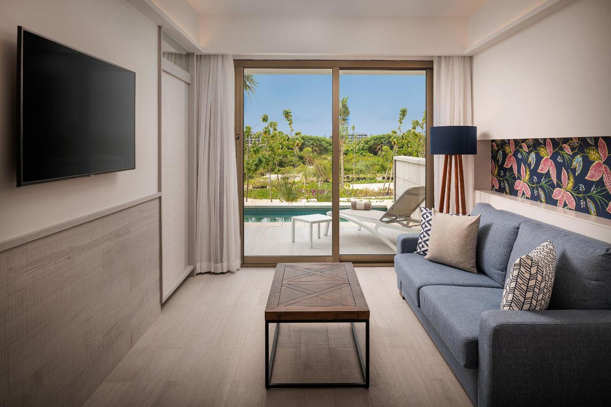 Catalonia Grand Costa Mujeres All Suites & Spa Κανκούν Εξωτερικό φωτογραφία Living room of a suite at the Hilton Tulum Resort